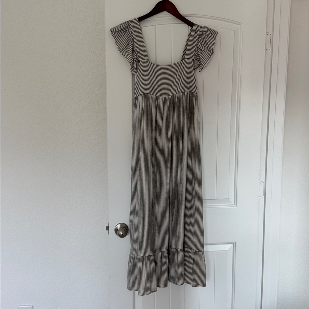 Neuflora Striped Maxi Dress with Ruffle Sleeves